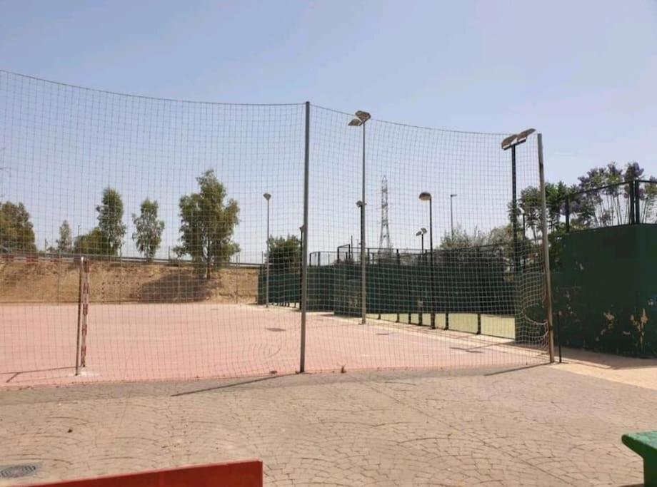 Alojamiento Con Piscina Y Parking En Sevilla La Algaba المظهر الخارجي الصورة
