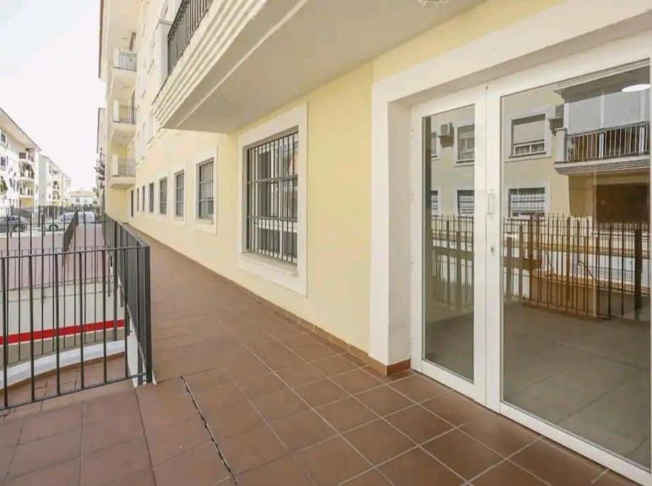Alojamiento Con Piscina Y Parking En Sevilla La Algaba المظهر الخارجي الصورة