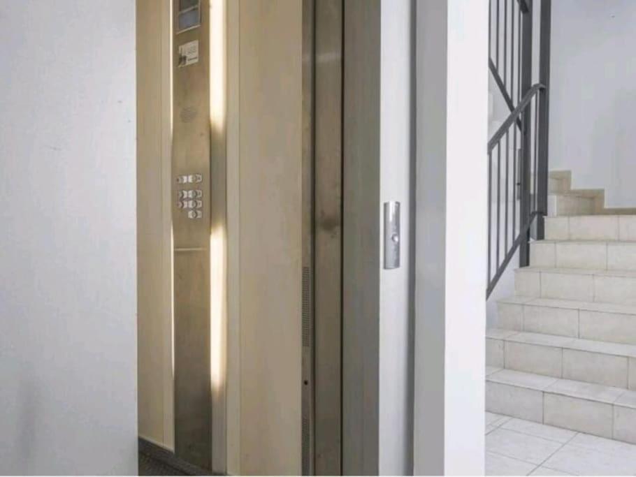 Alojamiento Con Piscina Y Parking En Sevilla La Algaba المظهر الخارجي الصورة